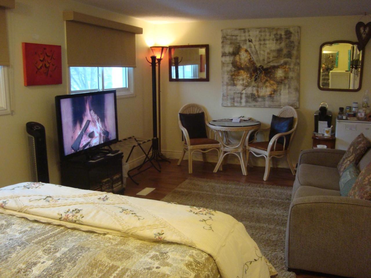 Paddington Place Bed & Breakfast Oshawa Kültér fotó